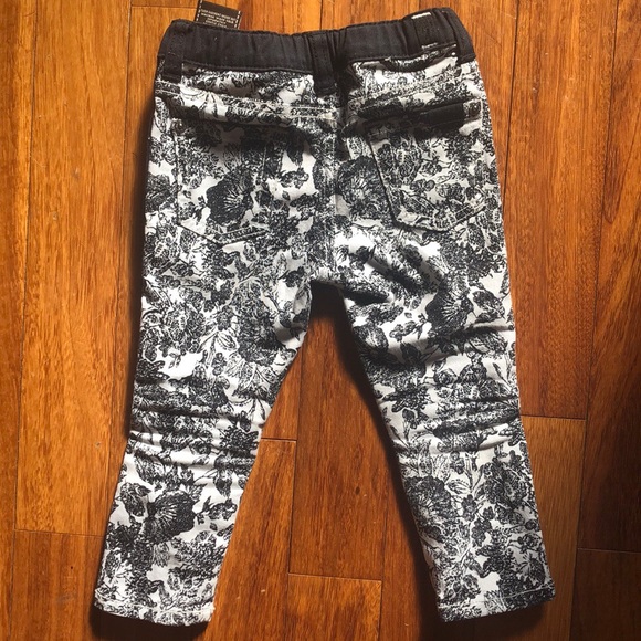 7 for all mankind floral skinnies fits up to 3t - Picture 4 of 5
